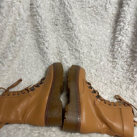 Sam Edelman Circus Synthetic tan lace up Combat Moto Boot chunky soles Size 8.5M - Picture 7 of 14